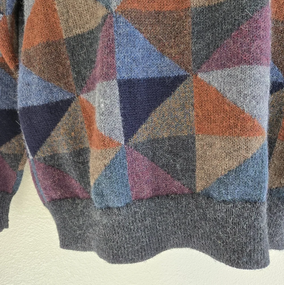Paul Stuart soft patterned